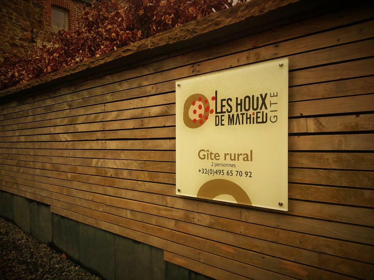 Les Houx De Mathieu Villa Engis Екстериор снимка